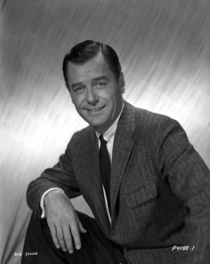 Gig Young Photograph by Movie Star News - Fine Art America