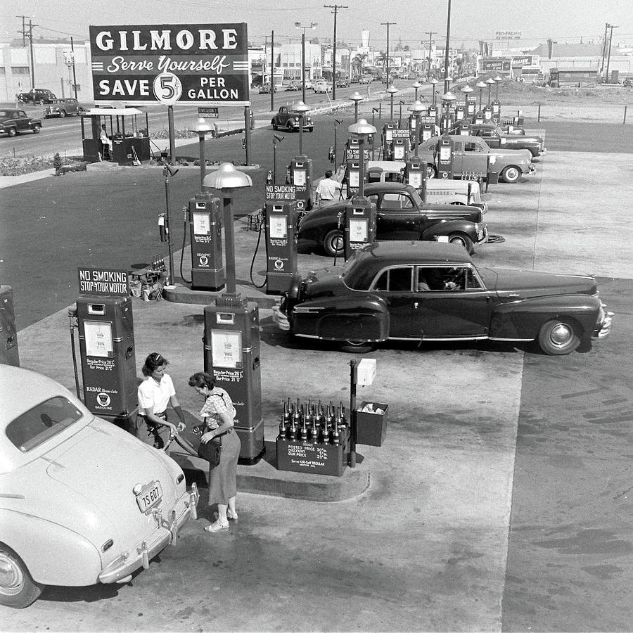 Gilmore Gas-A-Teria Photograph by Allan Grant