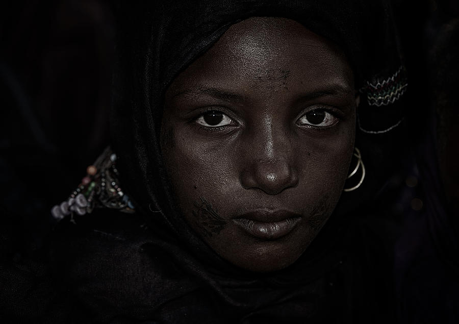 Portrait Photograph - Girl Watching The Gerewol Festival-i - Niger by Joxe Inazio Kuesta Garmendia