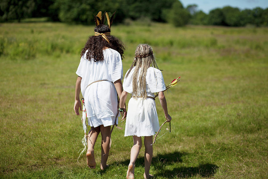 Nature Digital Art - Girls Walking In Native American Costume by Jonatan Fernstrom