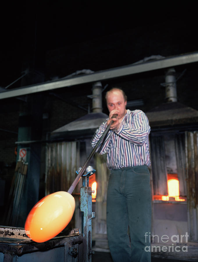 Glass Blowing Photograph by Bjorn Svensson/science Photo Library