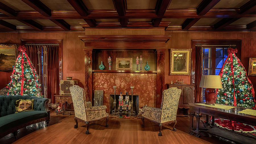 Glensheen Living Room #1 Photograph by Susan Rissi Tregoning