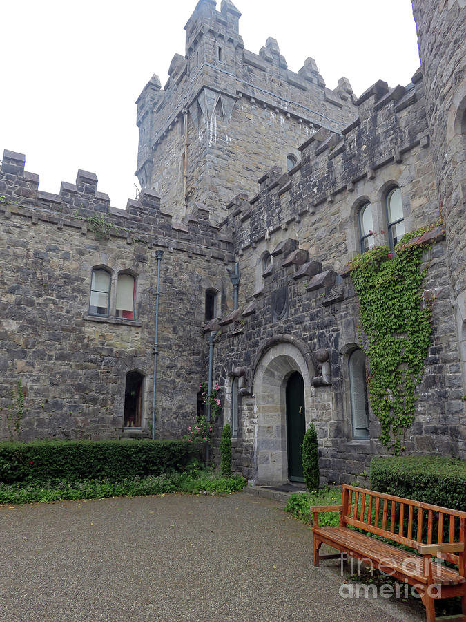 Glenveagh Castle entrance by Cindy Murphy Glenveagh Castle entrance by Cindy Murphy