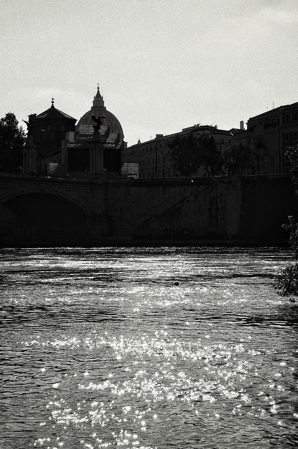 Glistening Tevere - Roma Photograph