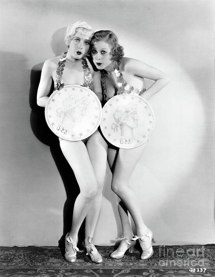 gold diggers of 1935  Chorus Girls, Publicity Portrait for the