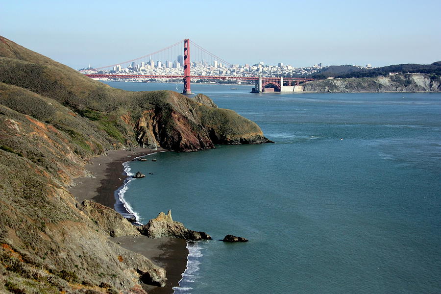 Golden Gate Bridge In San Francisco Photograph by J.castro