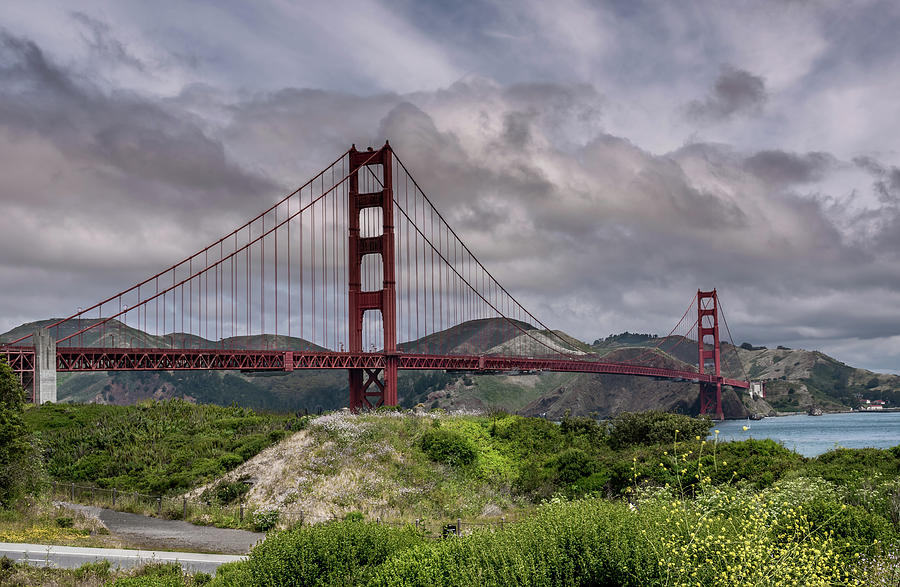 Golden Gate Bridge Photograph by Jaime Mercado