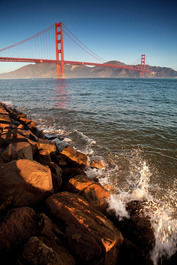 Golden Gate Bridge Photograph by Pgiam