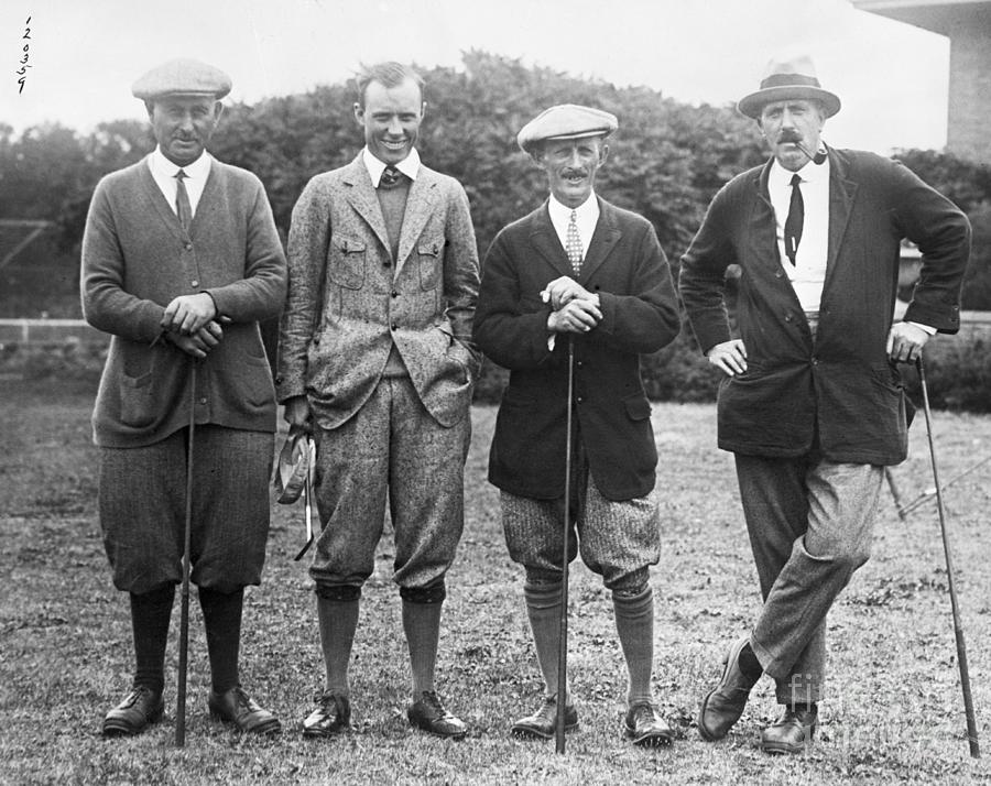 Golfers With Their Golf Clubs Photograph by Bettmann