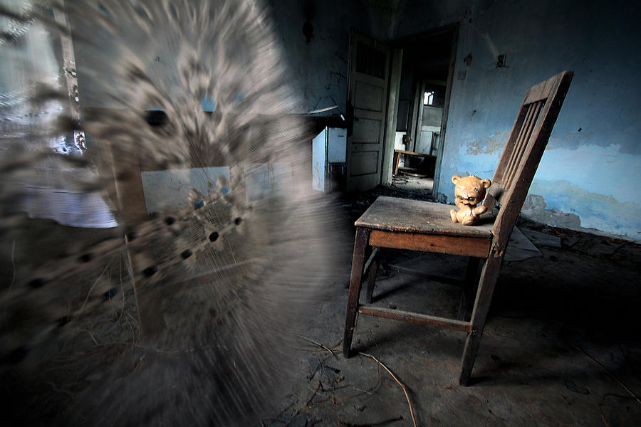 Doll Photograph - Gone With The Wind by Mario Grobenski - Psychodaddy