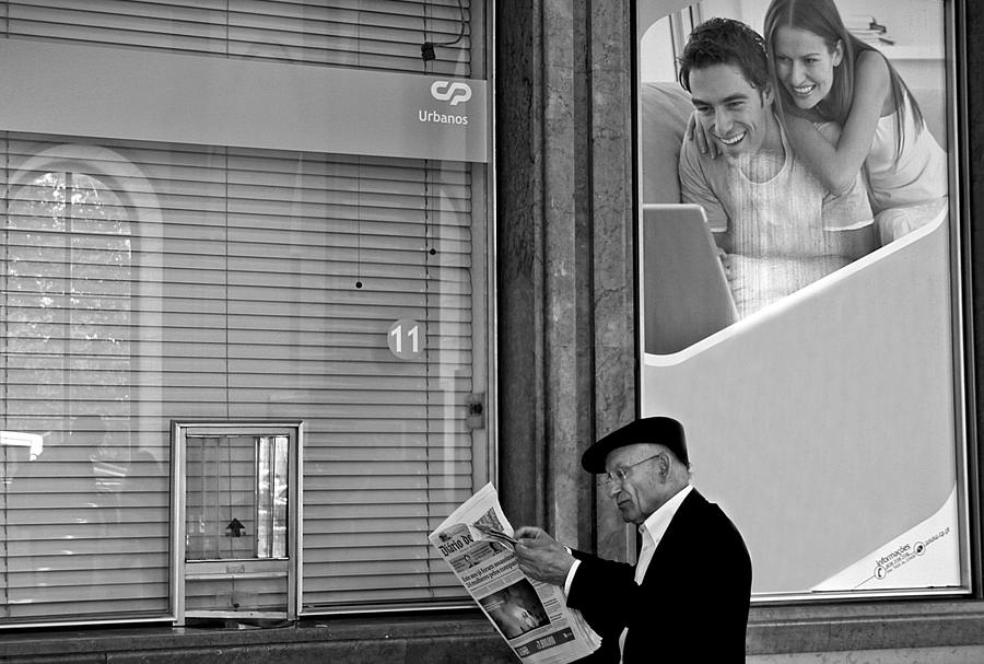 Black And White Photograph - Good News And Bad News by Fernando Alves
