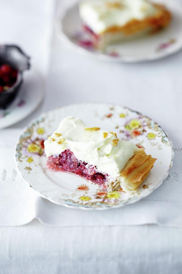 Gooseberry Slices With Vanilla Cream Photograph by Jalag / Janne Peters