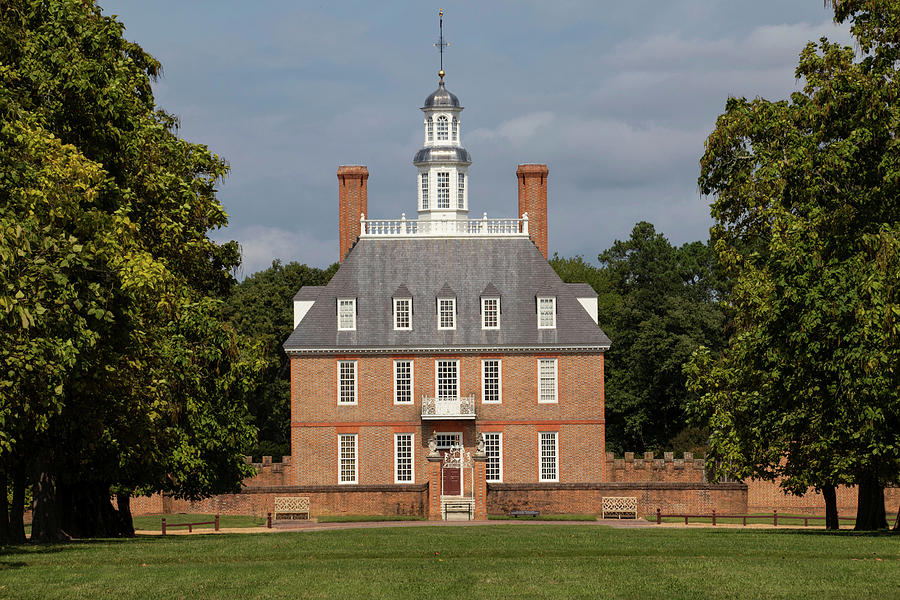 Governor's Palace Photograph by Jeff Roney - Fine Art America