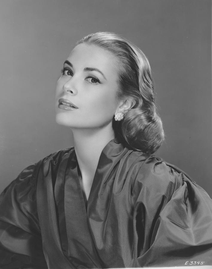 Grace Kelly Photograph by Fpg