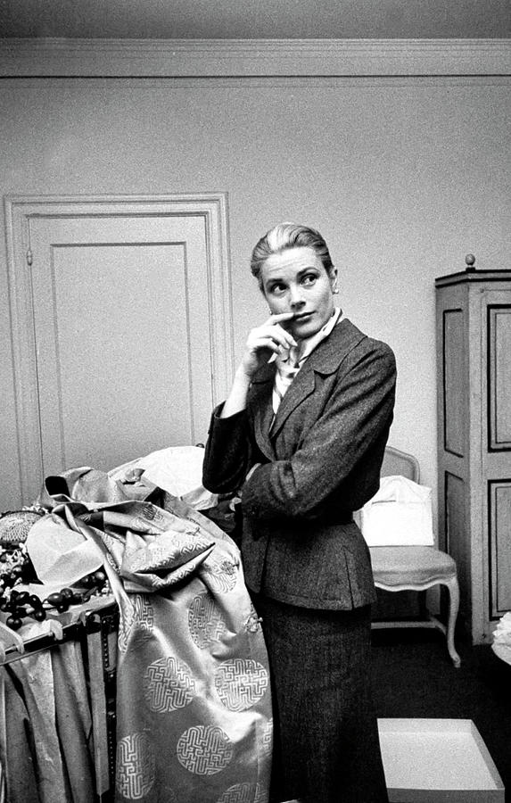 Grace Kelly Photograph by Lisa Larsen Grace Kelly Photograph by Lisa Larsen