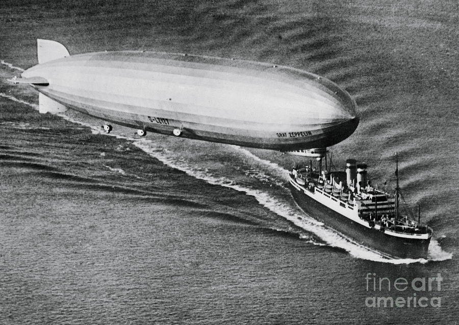 Graf Zeppelin Flying Above The S.s. New Photograph by Bettmann