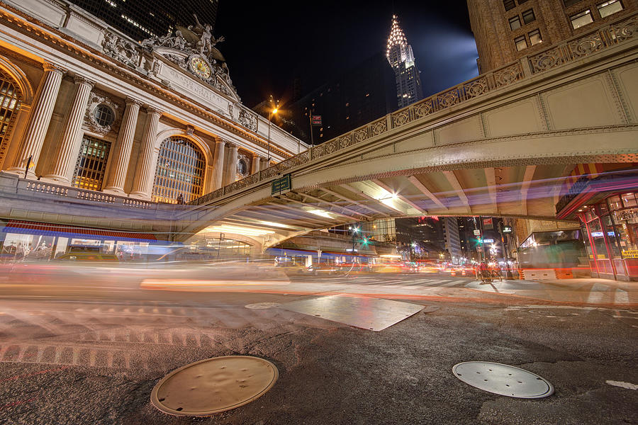 Architecture Photograph - Grand Central 3 by Moises Levy