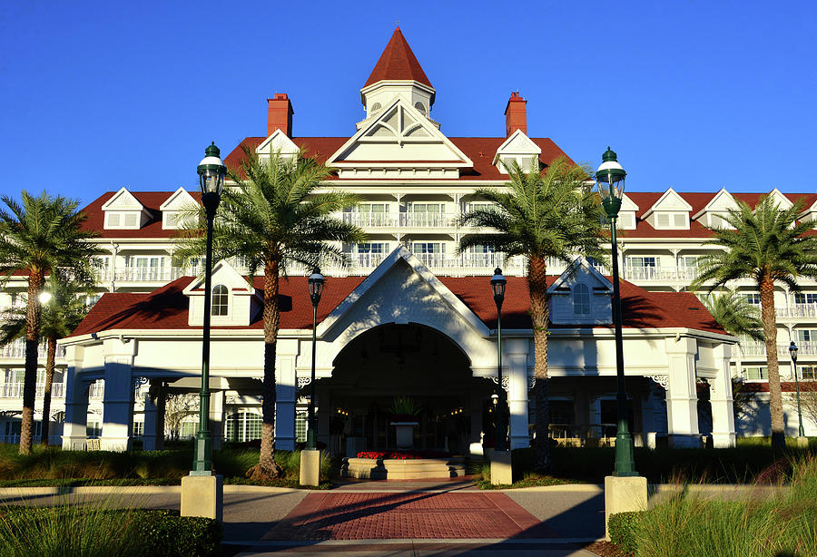 Make a Grand Entrance With The Grand Floridian Purse and Wallet