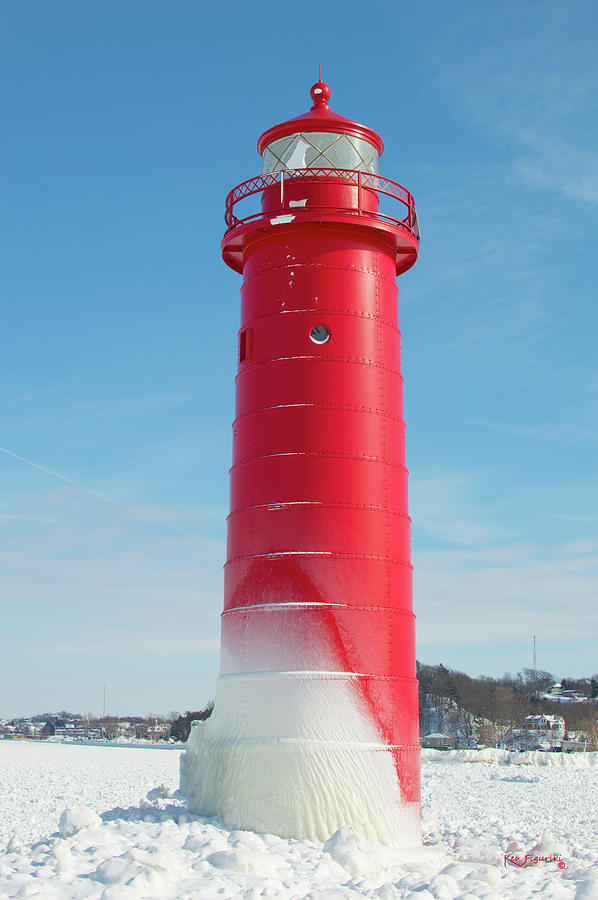 Grand Haven East Lighthouse Frozen Photograph by Ken Figurski