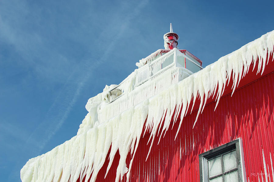 Grand Haven West Lighthouse Frozen 2 Photograph by Ken Figurski