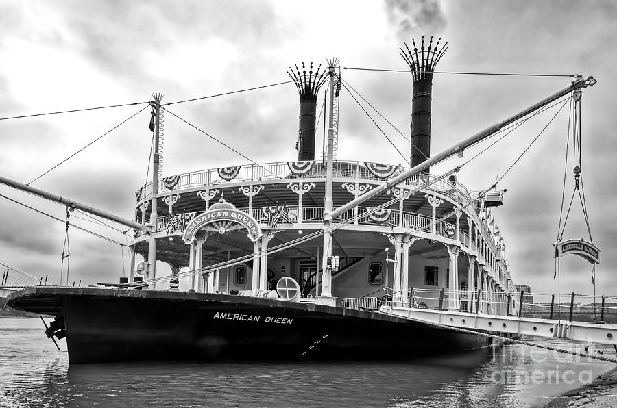 Grand Old Riverboats Black and White Photograph by Mel Steinhauer