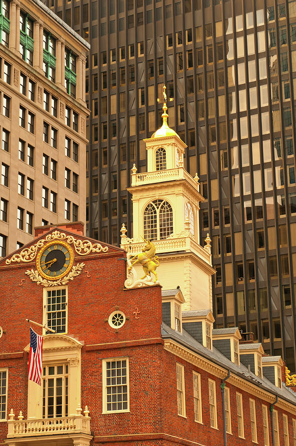 Grand Old State House Photograph by Paul Mangold
