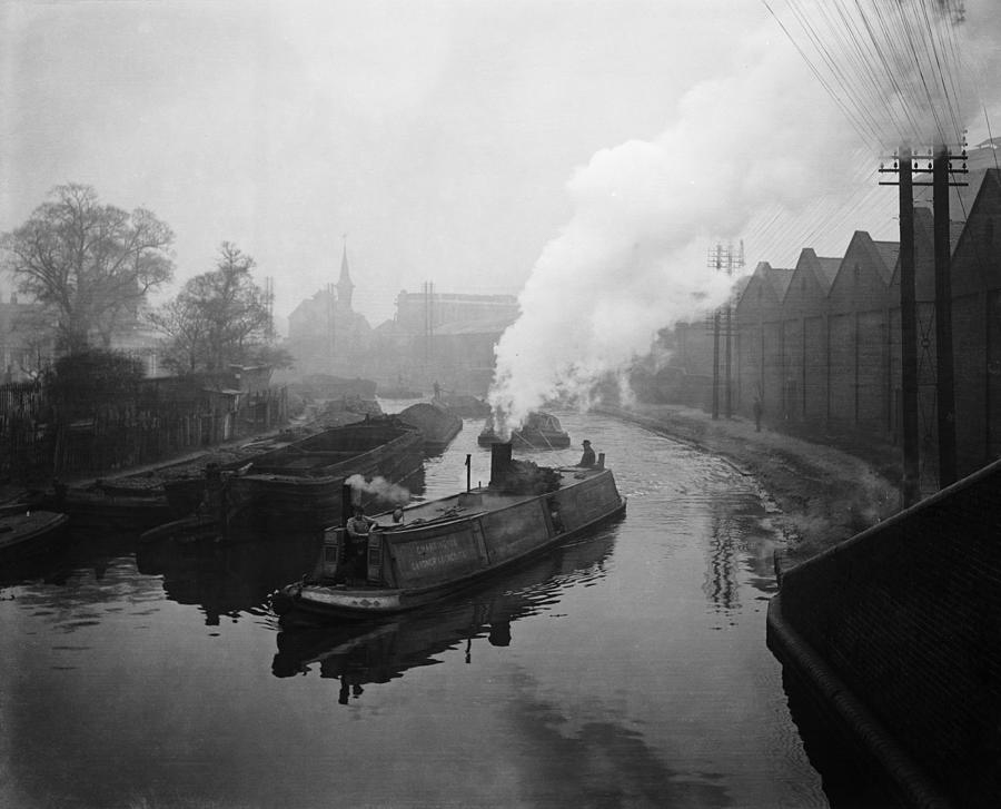 Grand Union Canal Photograph by Hulton Archive
