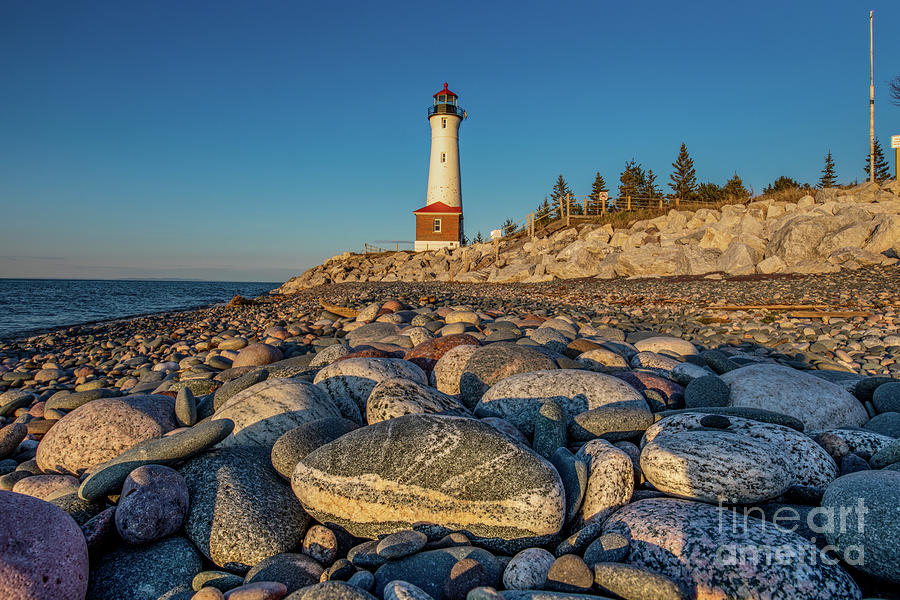 Great Lakes Lighthouse Crisp Point -2431 Photograph by Norris Seward