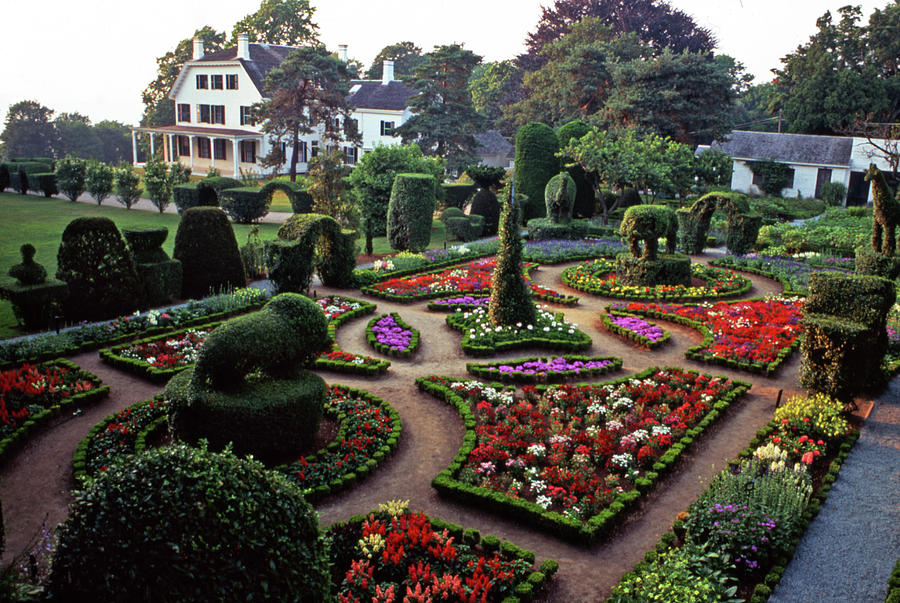 Green Animals Topiary Gardens By Richard Felber