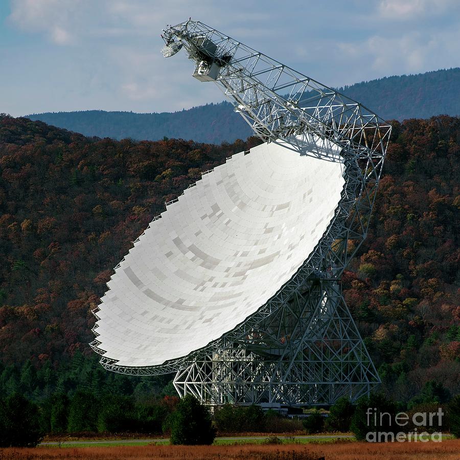 Green Bank Telescope Photograph by Babak Tafreshi/science Photo Library