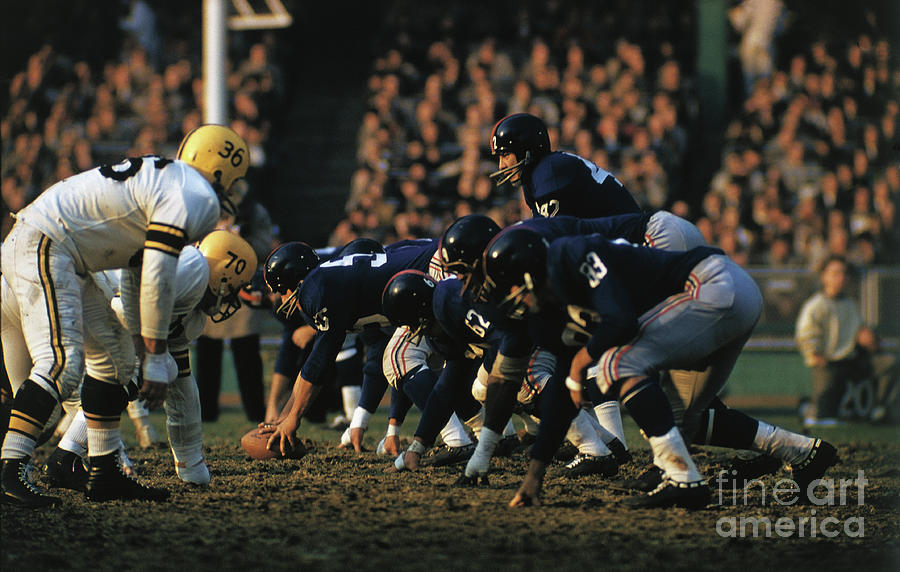 Green Bay Packers And New York Giants Photograph by Bettmann