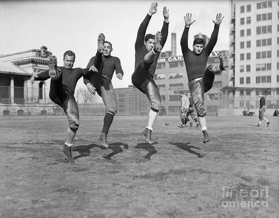 Green Bay Packers Practicing Kicks Photograph by Bettmann