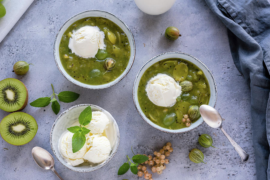 Green Grits With Fior Di Latte Ice Cream Photograph by Christian Kutschka