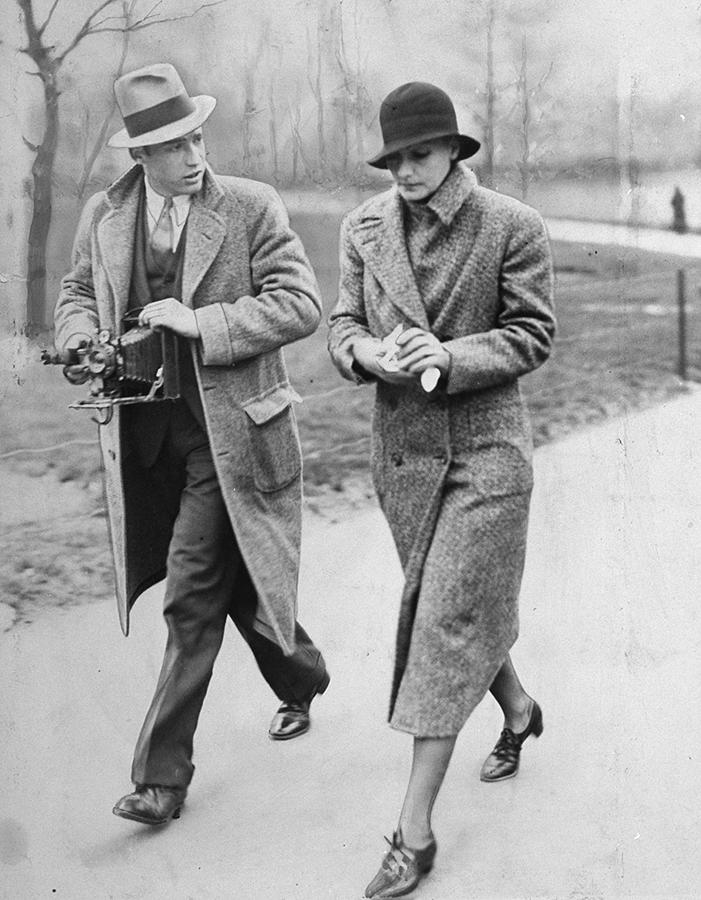 Greta Garbo Being Harried By A Reporter Photograph by New York Daily ...