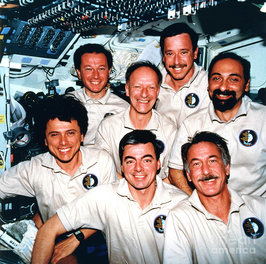 Group Portrait Of The Columbia Shuttle Crew Sts-75 Photograph by Nasa/science Photo Library