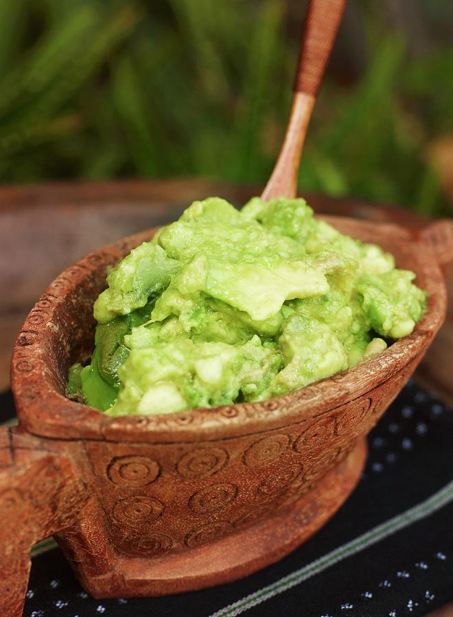 Vegetable Photograph - Guacamole In A Mexican Dish by Huerta, Anna
