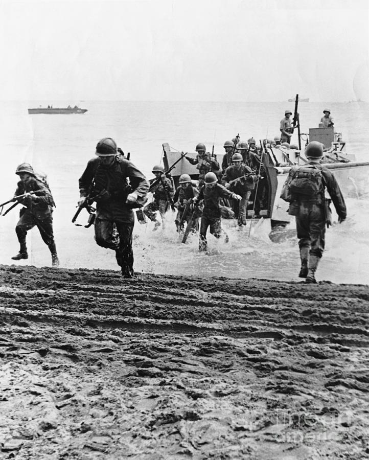 Guadalcanal Landing During World War II Photograph by Bettmann