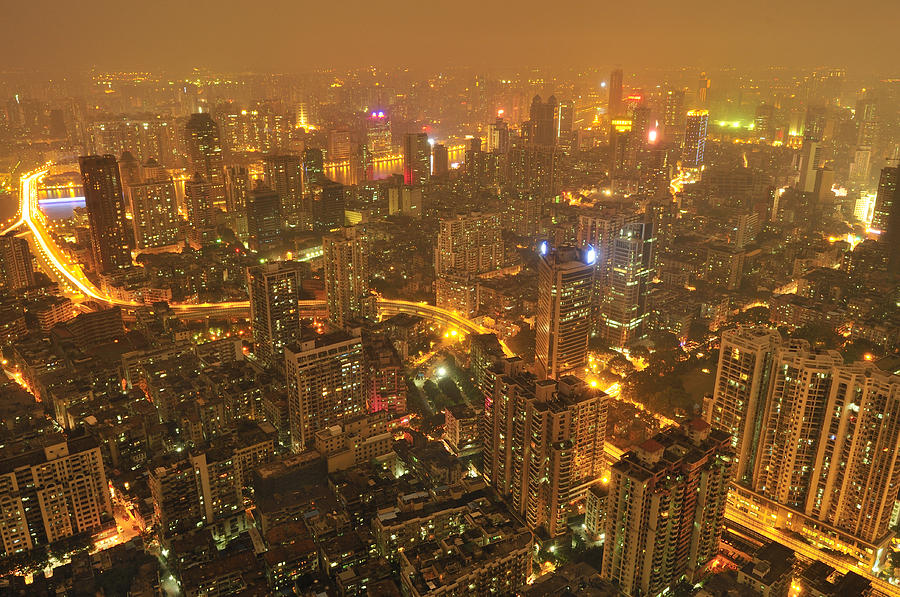 Гуанчжоу ночью