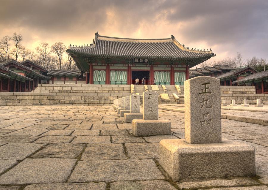 Gyeognhui Temple In Seoul Photograph by Neil Simmons