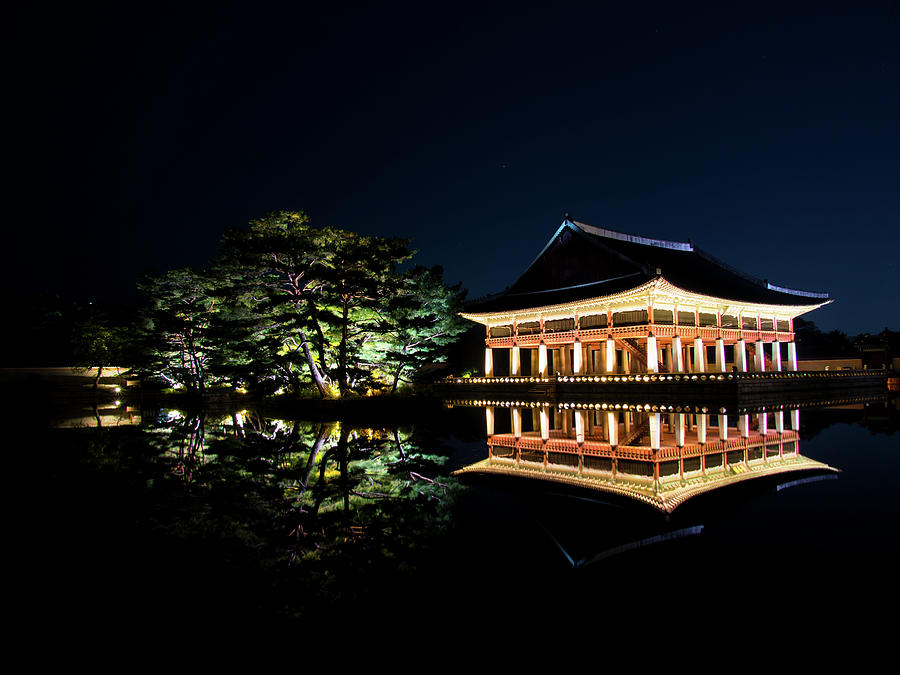 Gyoungbokgung Palace Photograph by Photograph By Kangheewan.