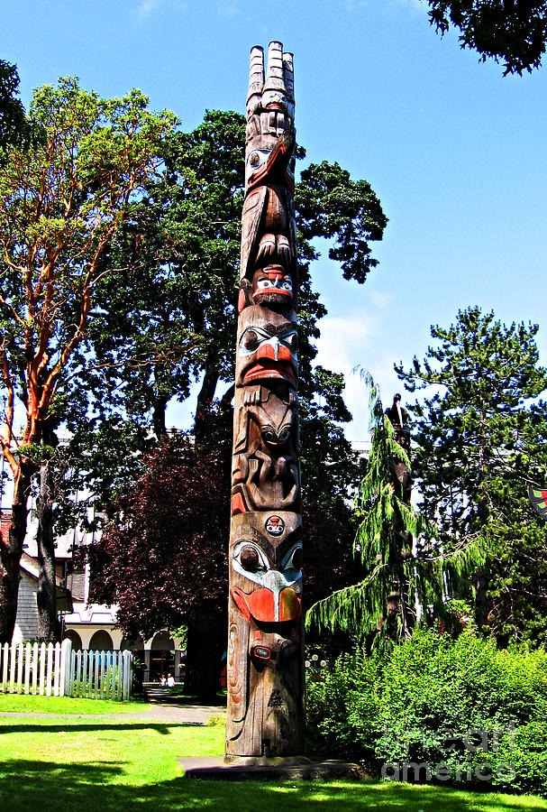 Haida Totem Pole Thunderbird Park Victoria British Columbia Digital Art ...