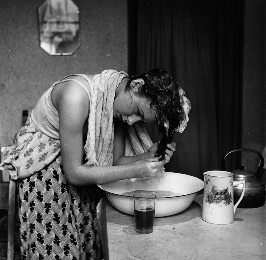 Hair Washing Photograph by Bert Hardy