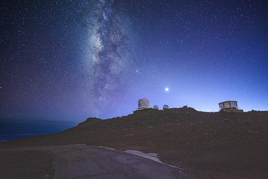 Landscape Photograph - Haleakal? Observatory by Kevin Xu