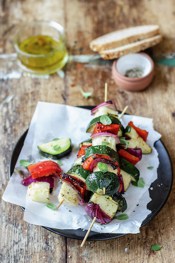Halloumi Skewers With Pepper, Red Onion And Zucchini, Olive Oil