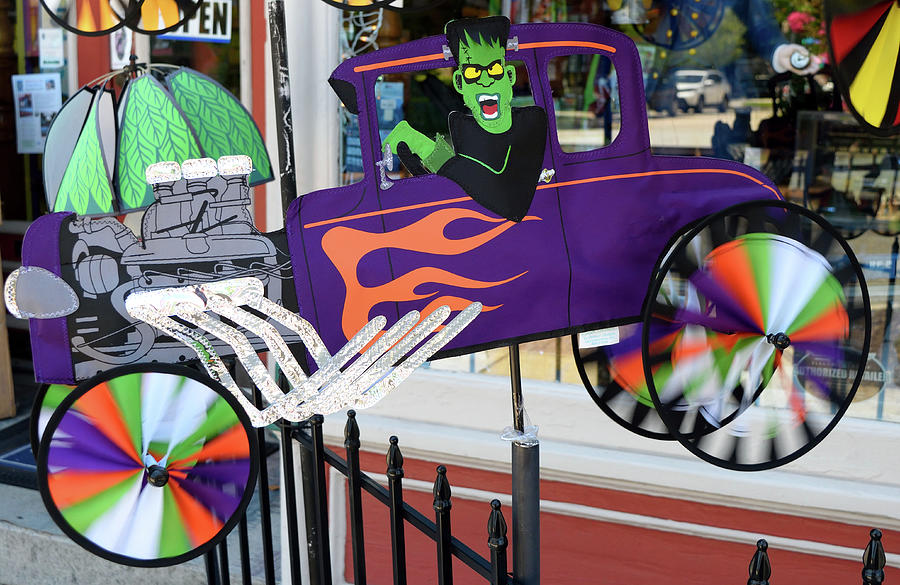Halloween Pinwheel by Karen Harrison Halloween Pinwheel by Karen Harrison