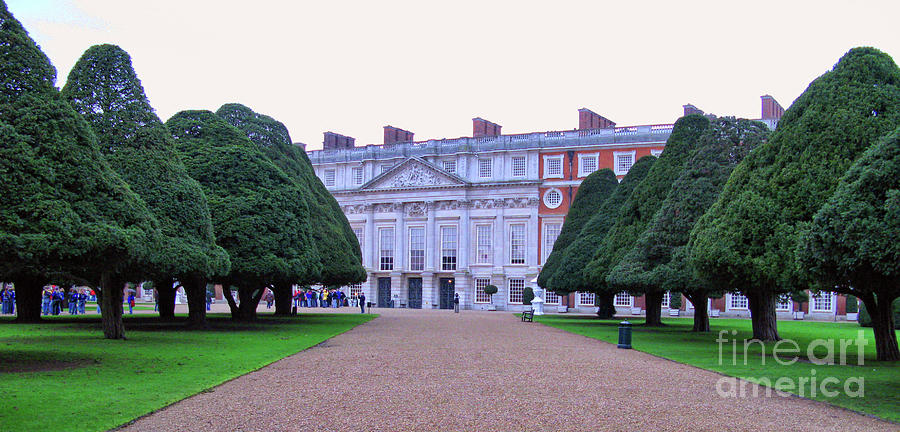 Hampton Court Palace 0757b Photograph by Jack Schultz