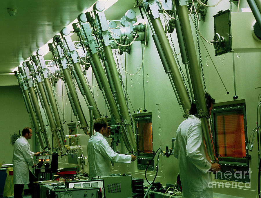 Handling Radioactive Materials With Robot Arms Photograph By Maximilian ...