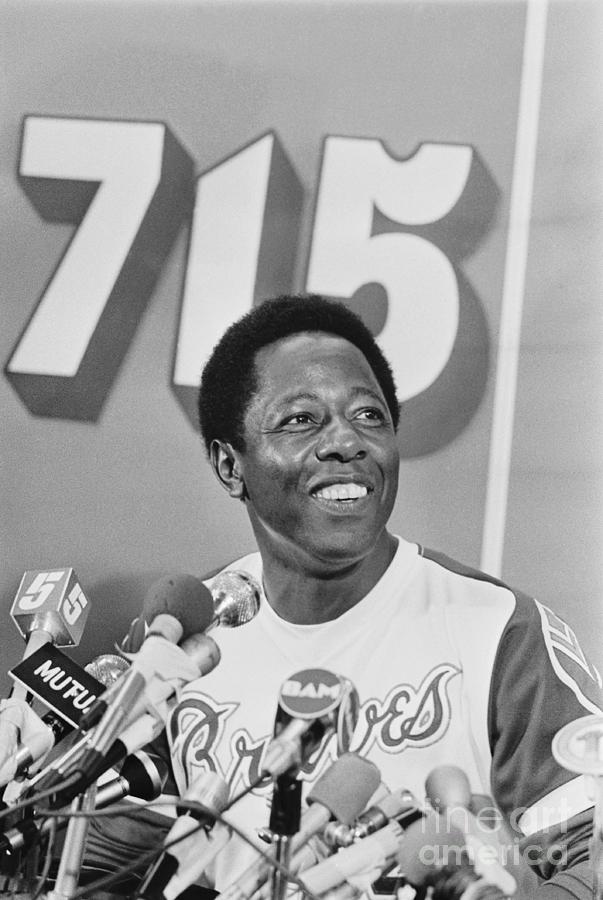 Hank Aaron At Press Conference Photograph by Bettmann