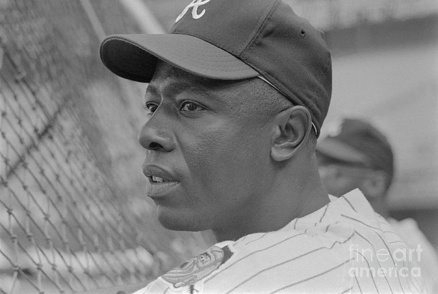 Hank Aaron Of The Milwaukee Braves Wood Print by Bettmann - Fine Art America