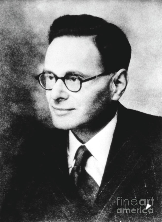 Hans Krebs Photograph by Us National Library Of Medicine/science Photo ...